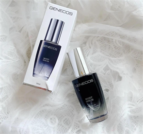"GENECOS Moist Serum 50 ml" - это увлажняющая сыворотка 50 мл. 01927